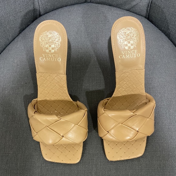 Vince Camuto brelanie - Picture 5 of 9